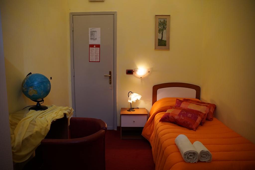 Hotel Buenos Aires Монтекатини-Терме Экстерьер фото